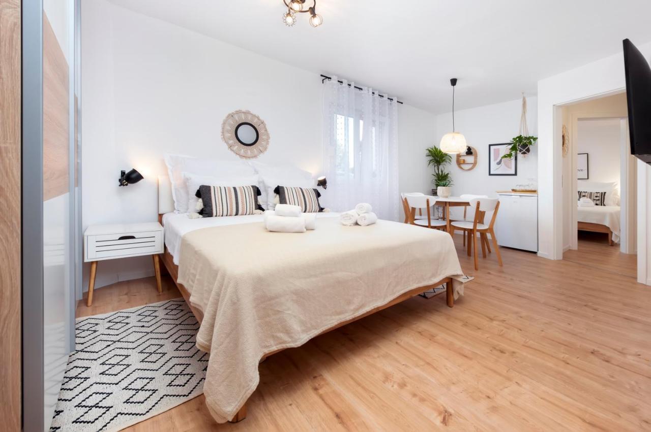 רוביני Bed&Breakfast Bohemian מראה חיצוני תמונה